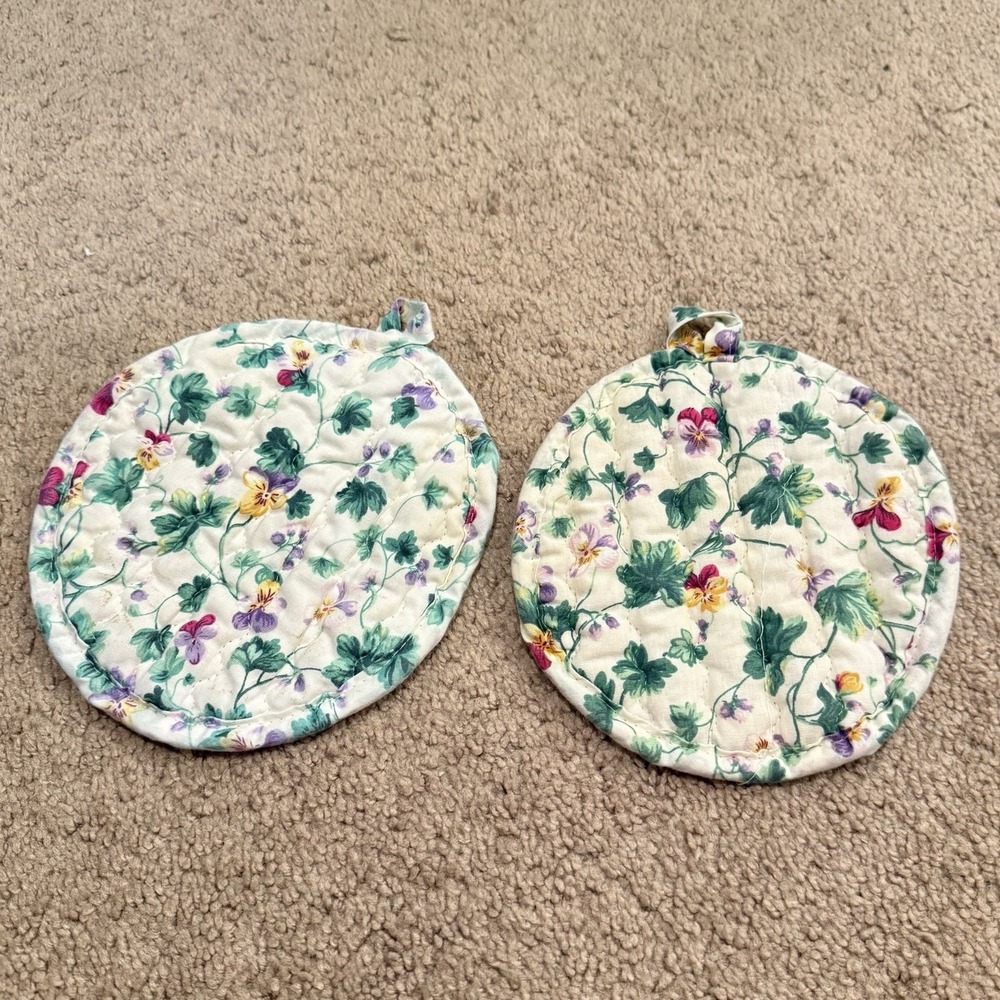 Longaberger White Vine Tea For Two Pot Holders 2 Vintage Cottagecore Country